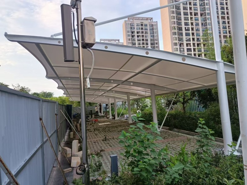 如何选择奉贤区雨棚公司？北雨膜结构等多家公司对比